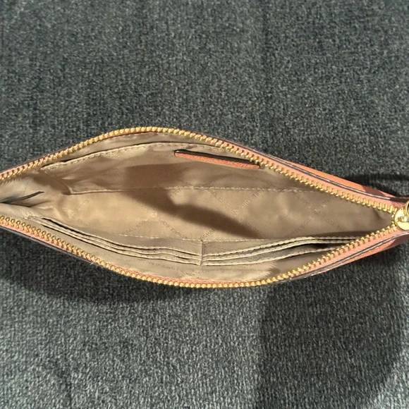 Michael Kors Peach Wristlet - Picture 3 of 3
